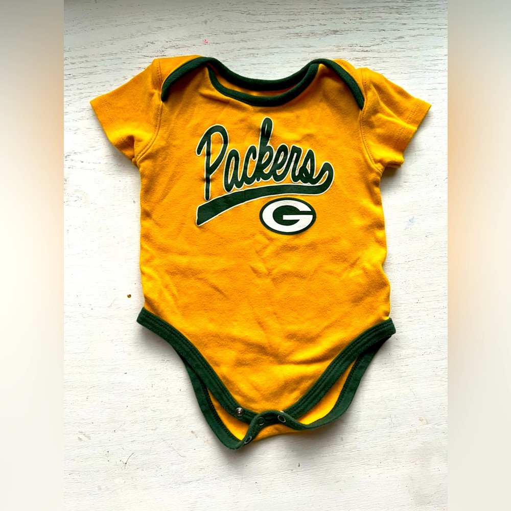 NFL Packers 18M bodysuit